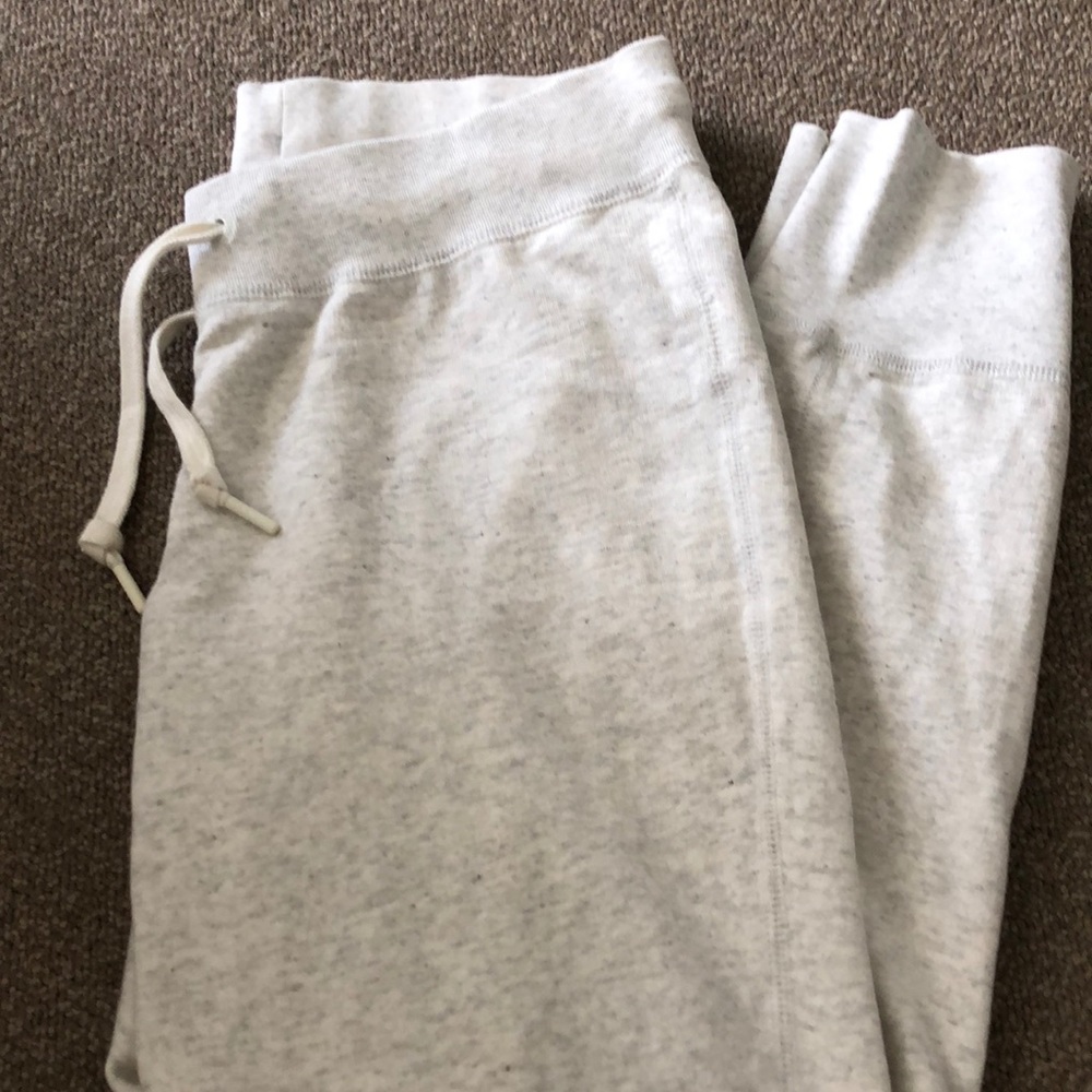 Converse white joggers
